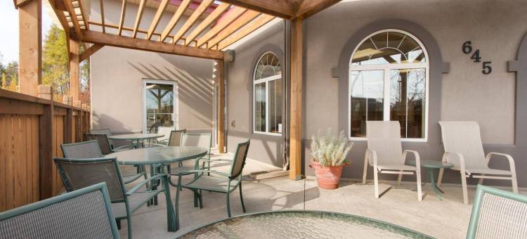 桑德贝戴斯套房酒店(Days Inn & Suites by Wyndham Thunder Bay)图片