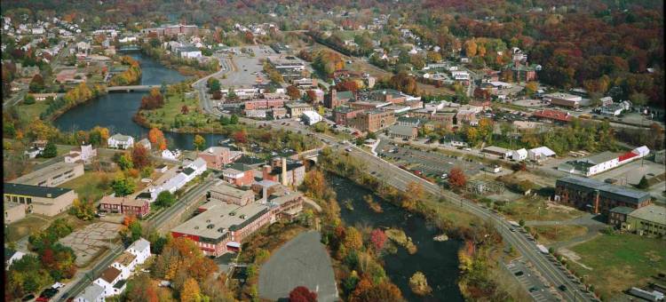 康涅狄格普特南 6 号汽车旅馆(Motel 6 Putnam, CT)图片