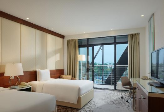 The Renaissance Minsk Congress Hotel and Spa Centre Hotel (f.Renaissance Minsk) Hotel Overview