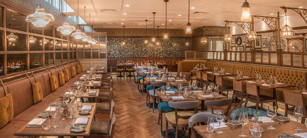 De Vere Beaumont EstateOver view