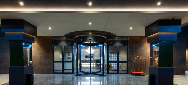 Az 大酒店奥兰(AZ Hotels Grand Oran)图片
