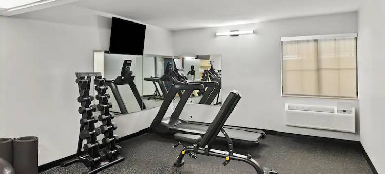 威奇托东希尔顿spark酒店(Spark by Hilton Wichita East)图片