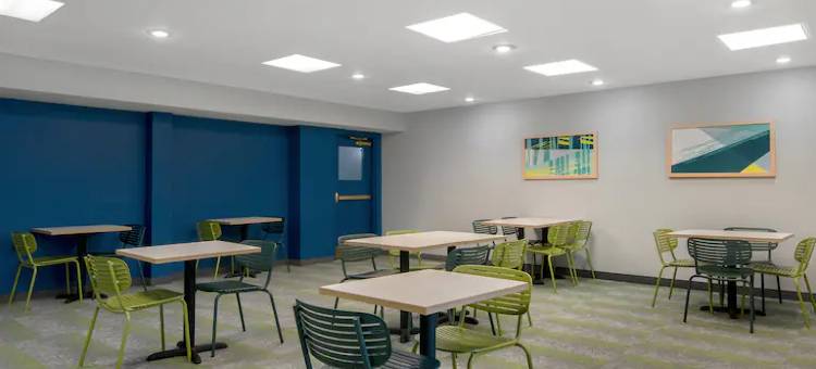 蒙哥马利希尔顿 Spark 酒店(Spark by Hilton Montgomery EastChase)图片