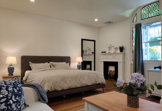 WinterGreen Manor at MalenyHotel Overview