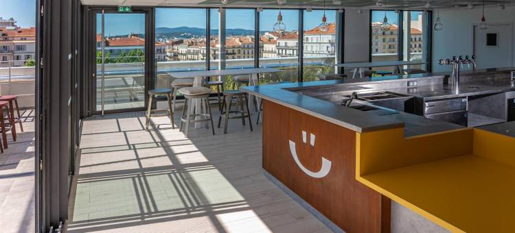 普里维洛奇斯图伦中心火车站公寓酒店(Apparthotel Privilodges Toulon)图片