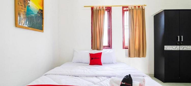 红多兹酒店-帕穆朗大学(RedDoorz Near Universitas Pamulang)图片