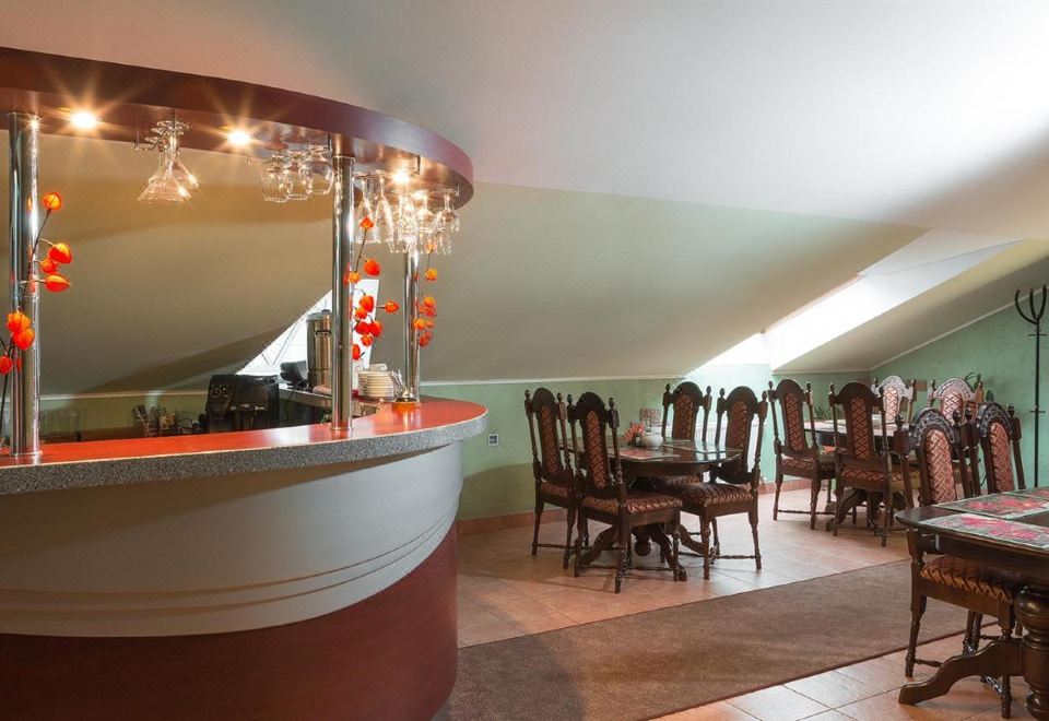 Empire Park HotelHotel Overview