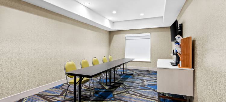 智选假日套房酒店保尔斯谷(Holiday Inn Express & Suites Pauls Valley)图片