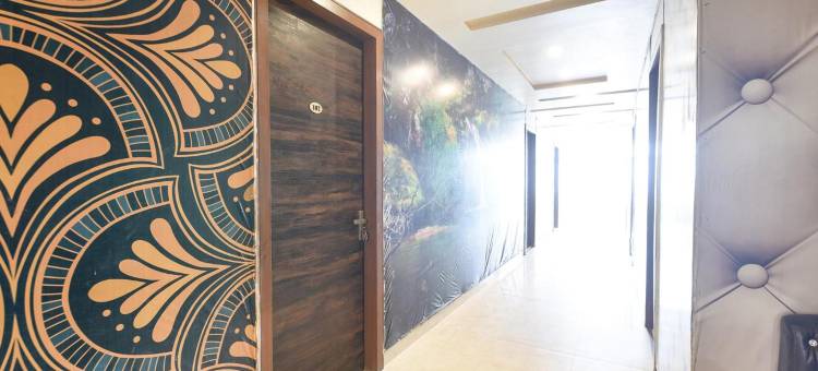 FabHotel Royal Residency Sector 11图片
