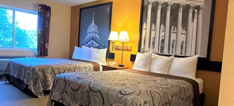 托皮卡-福布斯登陆温德姆速8酒店(Super 8 by Wyndham Topeka at Forbes Landing)图片