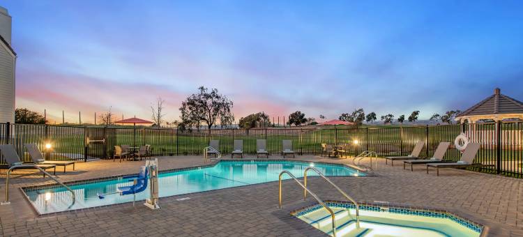 奥克斯纳德 - 里弗里奇驻桥套房酒店(Staybridge Suites Oxnard - River Ridge)图片