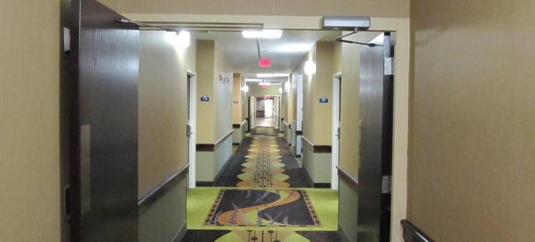 品质酒店布鲁尔顿 - 锡拉丘兹奥奈达湖地区(Quality Inn Brewerton - Syracuse Oneida Lake Area)图片