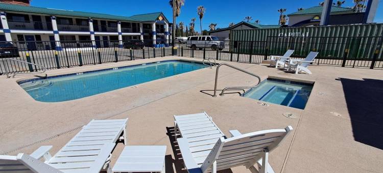 亚利桑那萨福德温德姆戴斯酒店(Days Inn by Wyndham Safford, AZ)图片