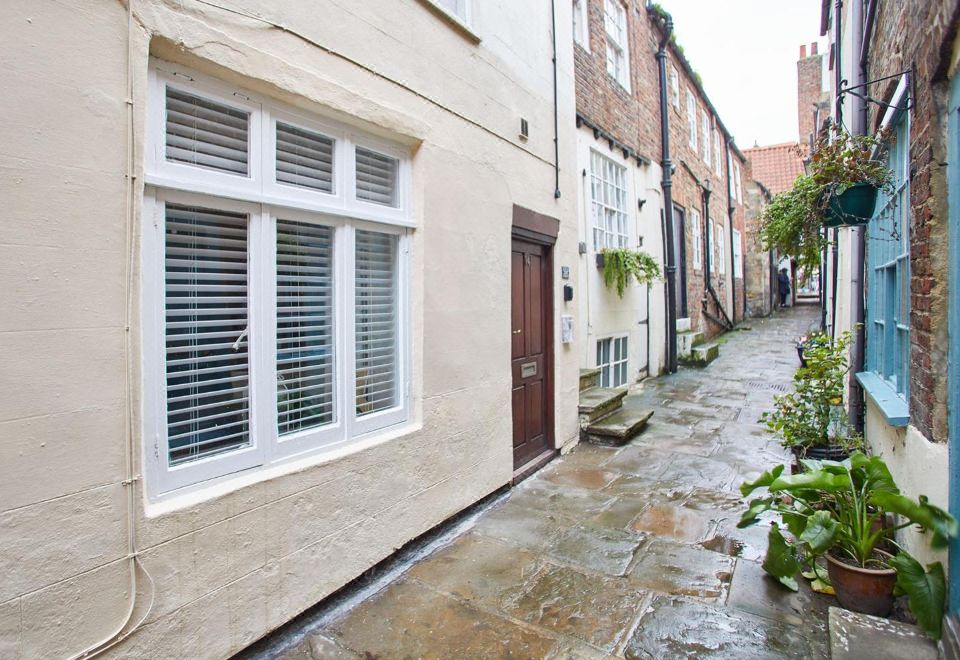 Grumbles Cottage at Loggerhead Yard Hotel Overview