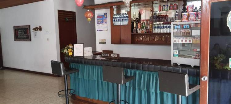 奥利伯特帕拉帕特阿吉巴塔米特拉红门酒店(Hotel Olibert Parapat Ajibata Mitra RedDoorz)图片