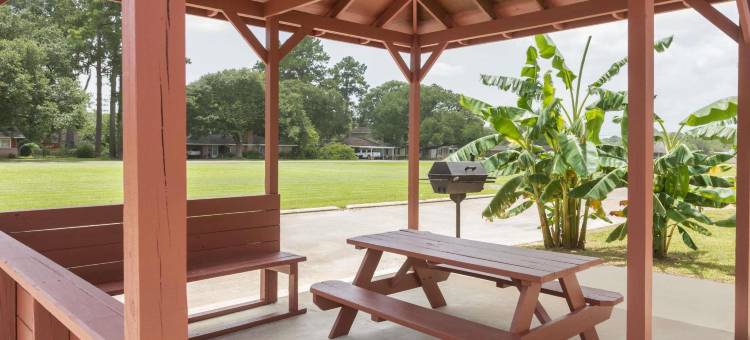 尤尼斯戴斯套房酒店(Days Inn & Suites by Wyndham Eunice)图片