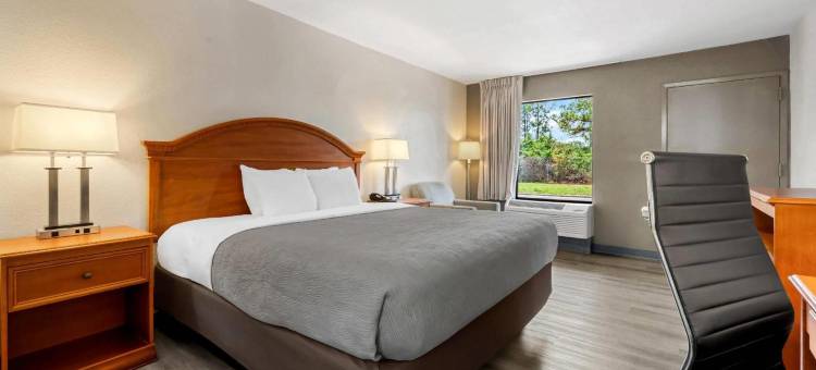 巴特尔伯勒-洛基芒特品质酒店(Quality Inn Battleboro - Rocky Mount)图片