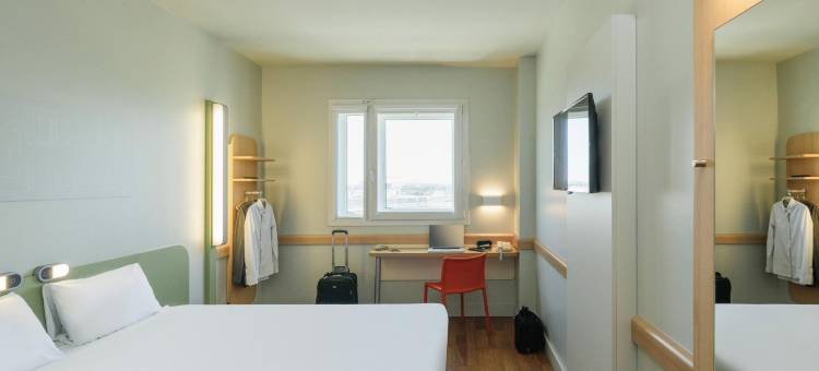 马拉加机场委拉斯开兹大道宜必思快捷酒店(Ibis Budget Malaga Aeropuerto Avenida Velazquez)图片