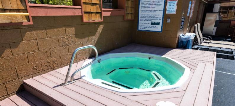 雪松峡谷旅馆(Cedar Glen Lodge)图片