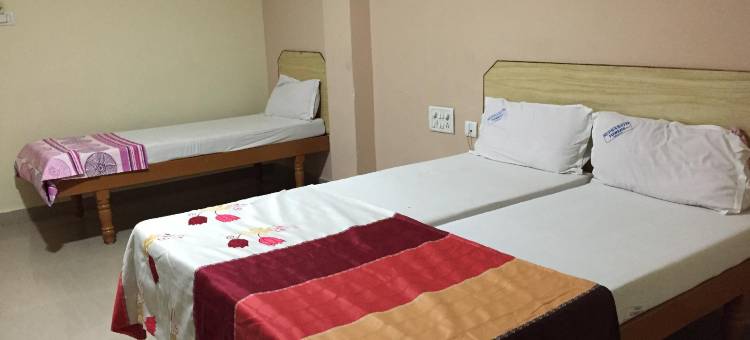 苏普拉巴斯大厦酒店(Hotel Suprabath Towers)图片