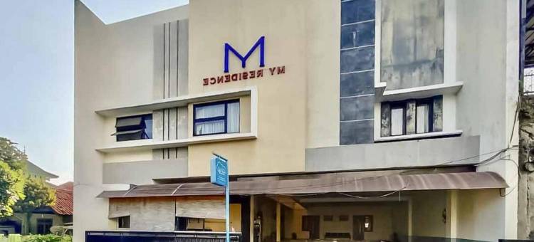 红门加伊斯兰教-近芝勒朋超级购物中心2号(RedDoorz Plus Syariah Near Cirebon Super Block Mall 2)图片