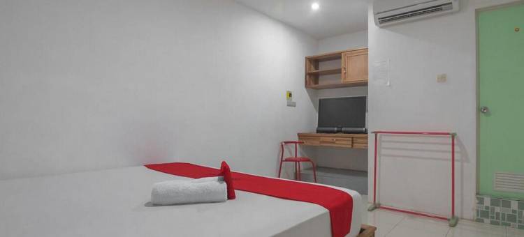 红多兹酒店-近查加玛达坤甸(RedDoorz Near Gajah Mada Pontianak)图片
