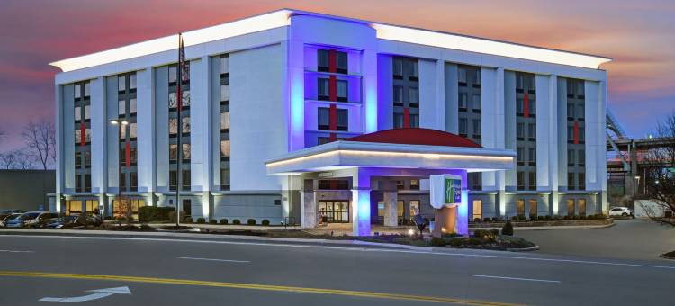 辛辛那提河滨智选假日套房酒店(Holiday Inn Express & Suites Cincinnati Riverfront)图片