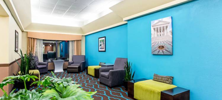 维斯维尔拉昆塔温德姆套房酒店(La Quinta Inn & Suites by Wyndham Wytheville)图片