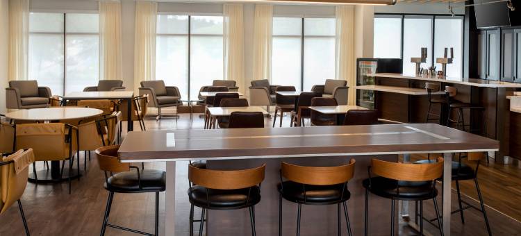 拉伊万怡酒店(Courtyard Rye)图片