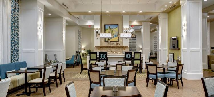 希尔顿维洛海滩市区欢朋套房酒店(Hampton Inn & Suites Vero Beach Downtown)图片