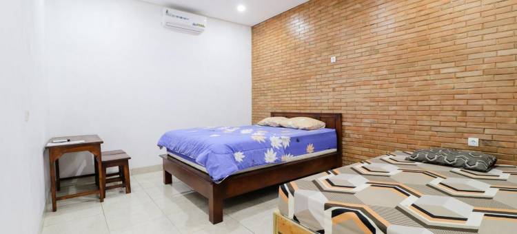 由Zuzu提供的Penginapan Widodo Syariah 婆罗浮屠酒店(Penginapan Widodo Borobudur)图片