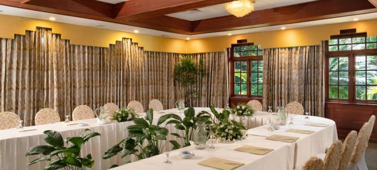 马哈威利齐酒店(Mahaweli Reach Hotel)图片