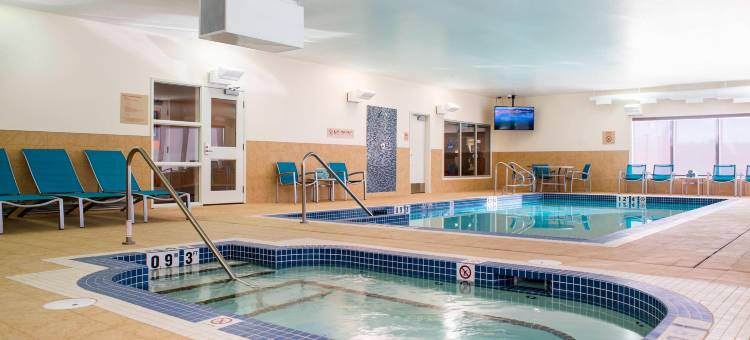 红鹿万豪TownePlace套房酒店(TownePlace Suites Red Deer)图片