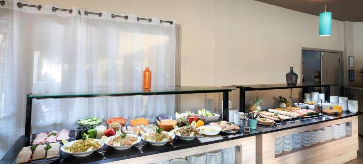 杏仁索威尔家庭(Sowell Family les Amandiers)图片