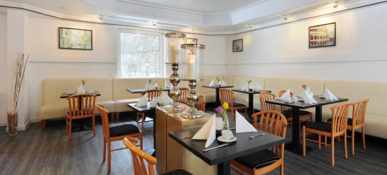 安巴赛德公园酒店(Ambassador Parkhotel)图片