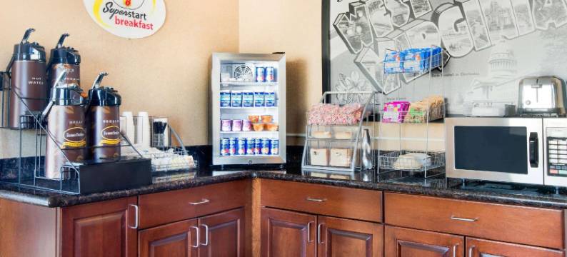 里德利温德姆速8酒店(Super 8 by Wyndham Ripley)图片