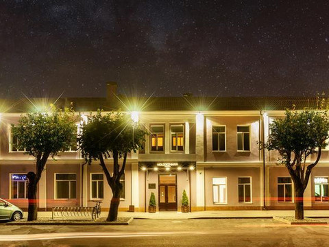 摩罗德资那亚酒店