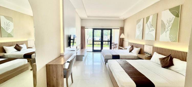 苏里亚肯卡纳海边酒店(Surya Kencana Seaside Hotel)图片