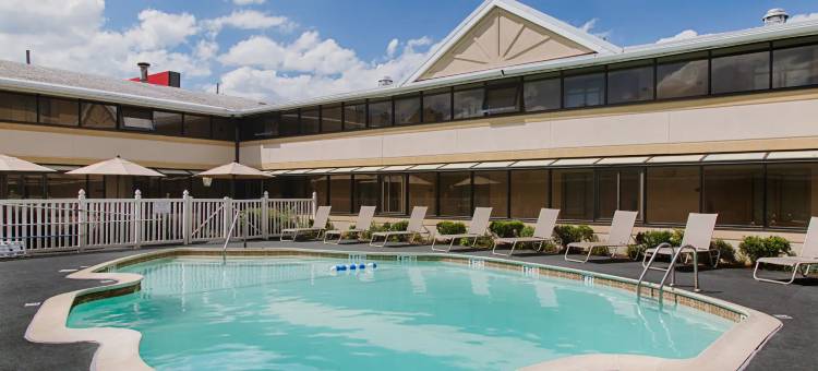 波士顿华美达酒店(Ramada by Wyndham Boston)图片