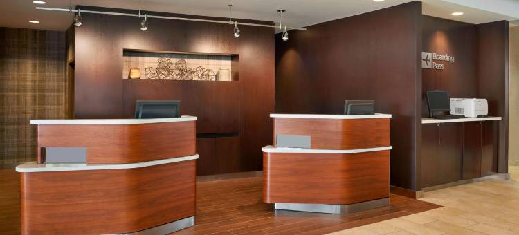 金斯顿401高速公路/Division街万怡酒店(Courtyard Kingston Highway 401/Division Street)图片