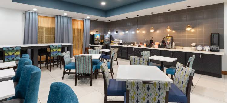 奥斯汀西北雷克莱恩购物中心拉昆塔温德姆套房酒店(La Quinta Inn & Suites by Wyndham Austin NW/Lakeline Mall)图片