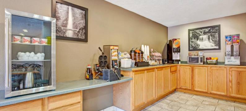 奥尔巴尼速8酒店(Super 8 by Wyndham Albany)图片