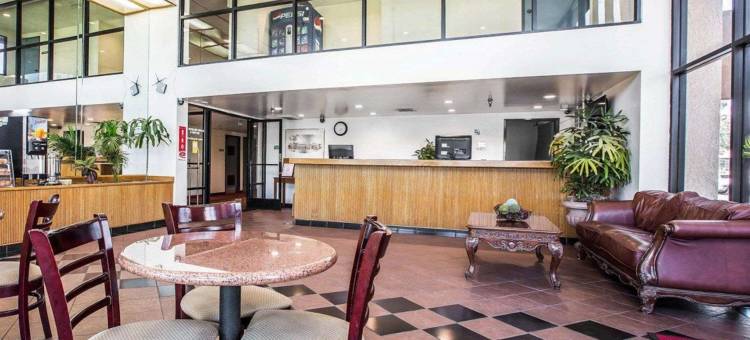 安大略温德姆呗盟酒店(Baymont by Wyndham Ontario)图片