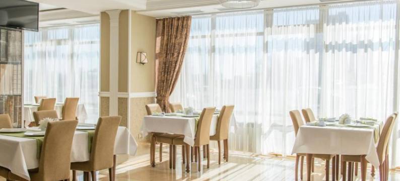 沃罗比为格力酒店(Vorob'Evyi Goryi Hotel)图片