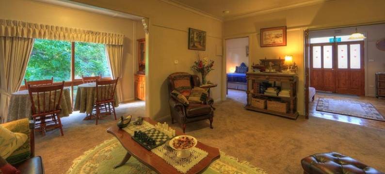 山丘橡树美景住宿加早餐旅馆(Hillview Oak B&B)图片