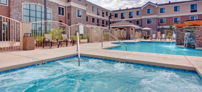 Staybridge Suites 图森机场(Staybridge Suites TUCSON AIRPORT by IHG)图片
