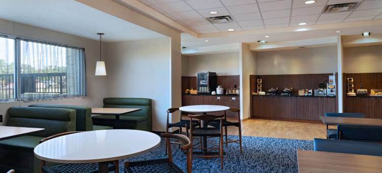 Fairfield Inn & Suites Fredericksburg图片
