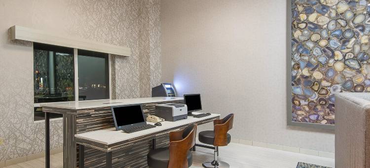 洲际酒店集团智选假日酒店及套房诺沃德-波士顿区(Holiday Inn Express & Suites Norwood-Boston Area by IHG)图片