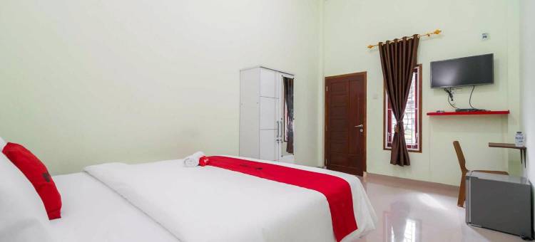 RedDoorz Syariah Near Rsud Dr HM Rabain图片