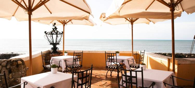 拉波斯塔维奇亚酒店(La Posta Vecchia Hotel)图片